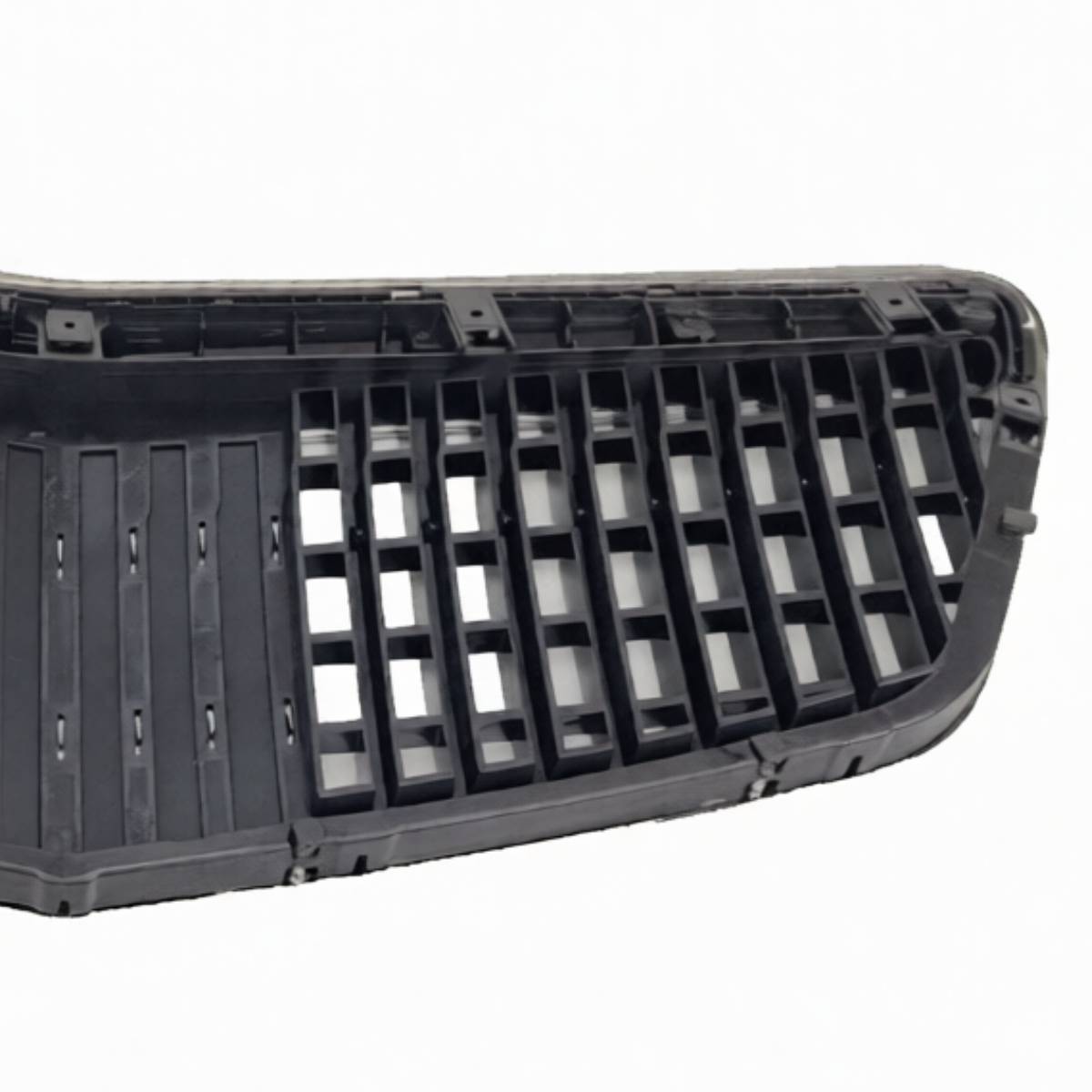Front Radiator Chrome Grille – Mercedes-Benz S-Class W221 (2009–2013, S65 / S350 / Maybach)