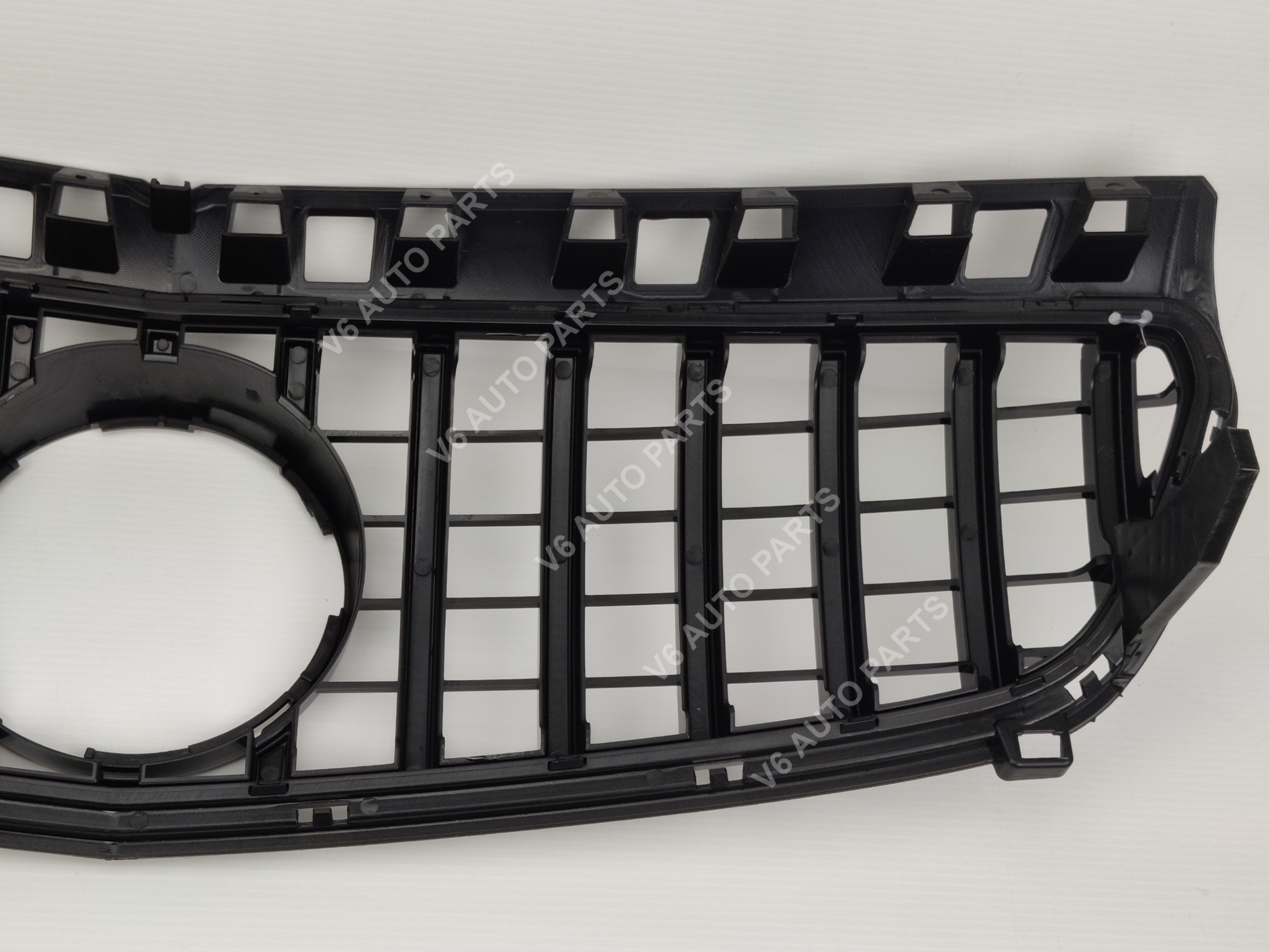 Grille for Mercedes Benz C-Class, designed for 2012-2015 A-Class compatibility.