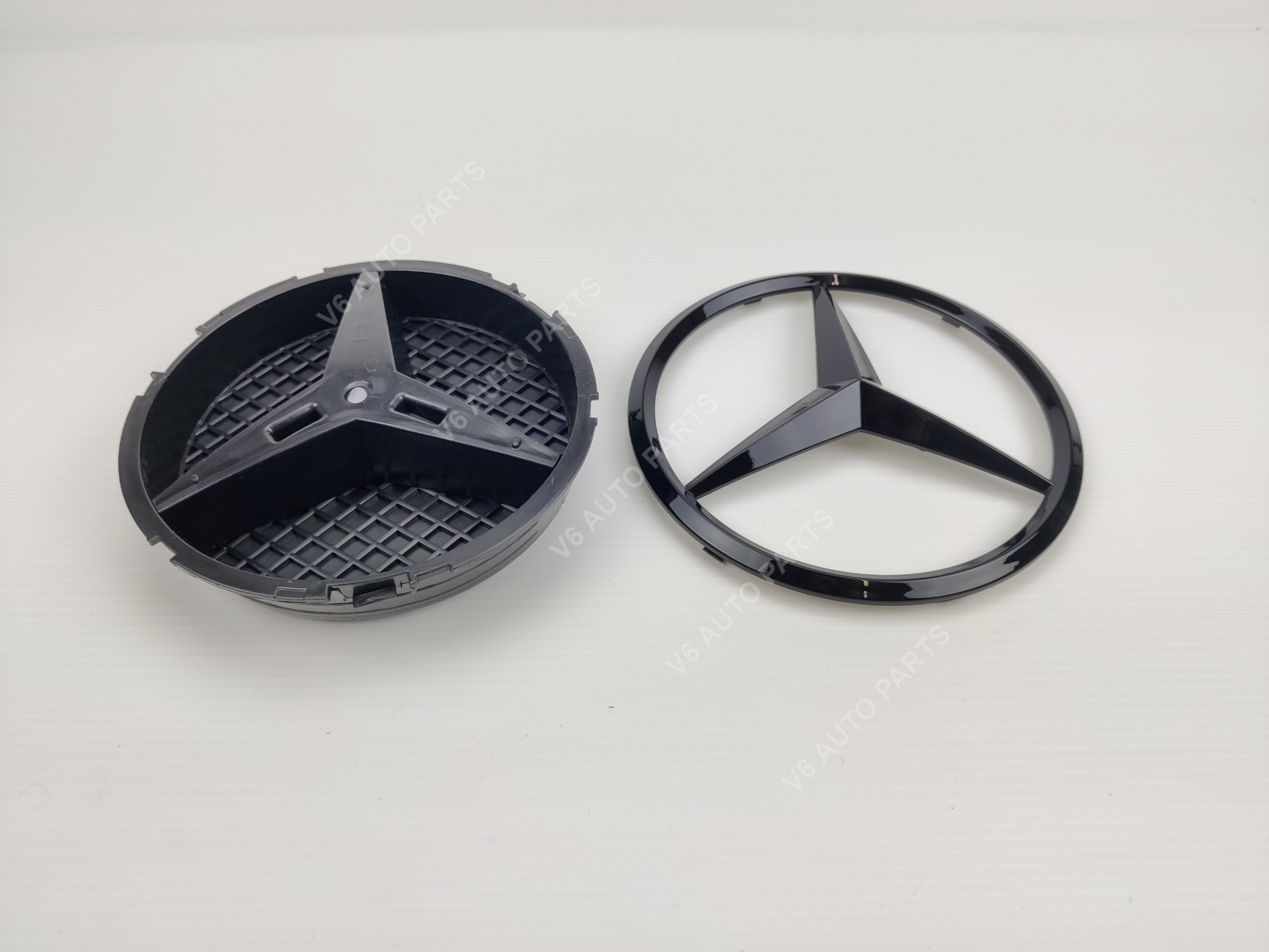 Mercedes Benz emblem and cover with E1-B Front Grille Black Centre Badge for various Class models.