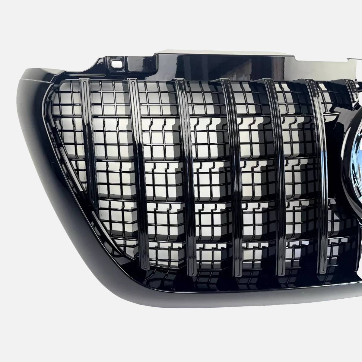 For Mercedes-Benz Sprinter W907 Panamericana Gloss Black Front Bumper Grille 2018–2025 – Cab & Van
