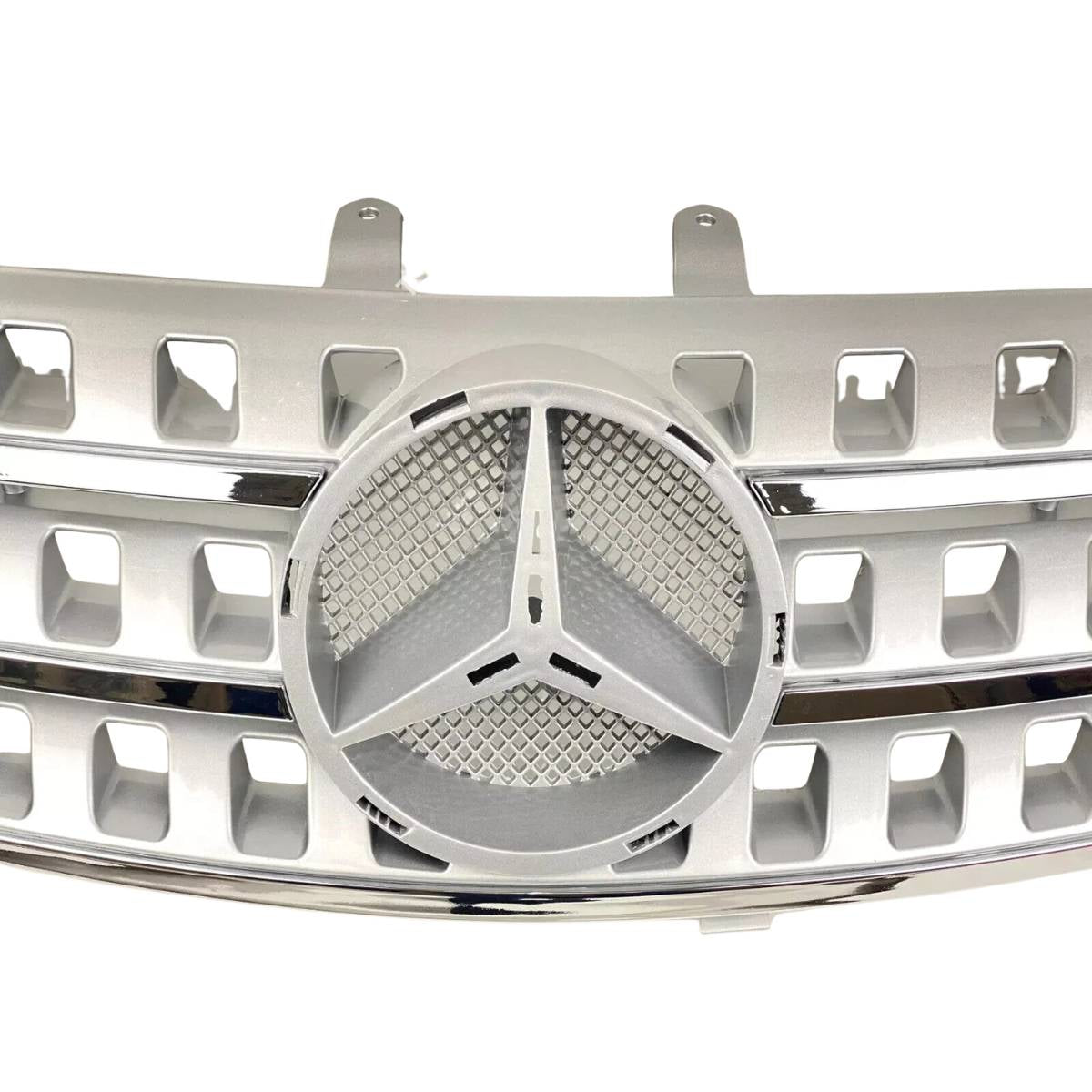 Front Bumper Chrome Grille – Mercedes M-Class W164 (2005–2008) ML500 ML550