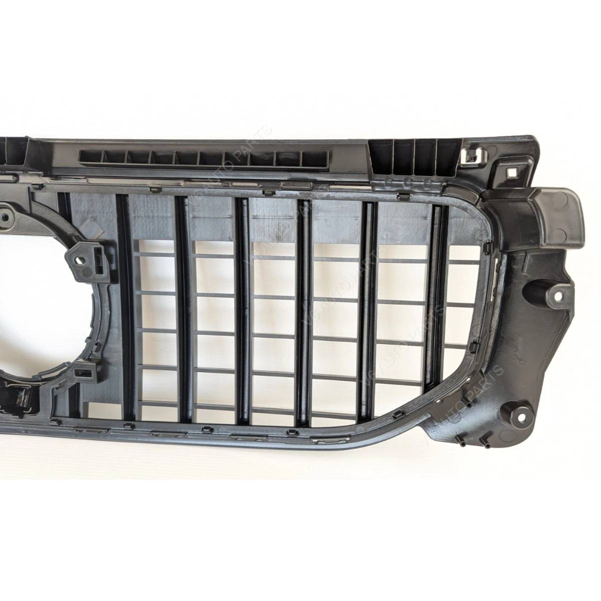 Front Radiator Grille Panamericana Style – Fits Mercedes GLB‑Class X247 180d / 220d (2019–2023)