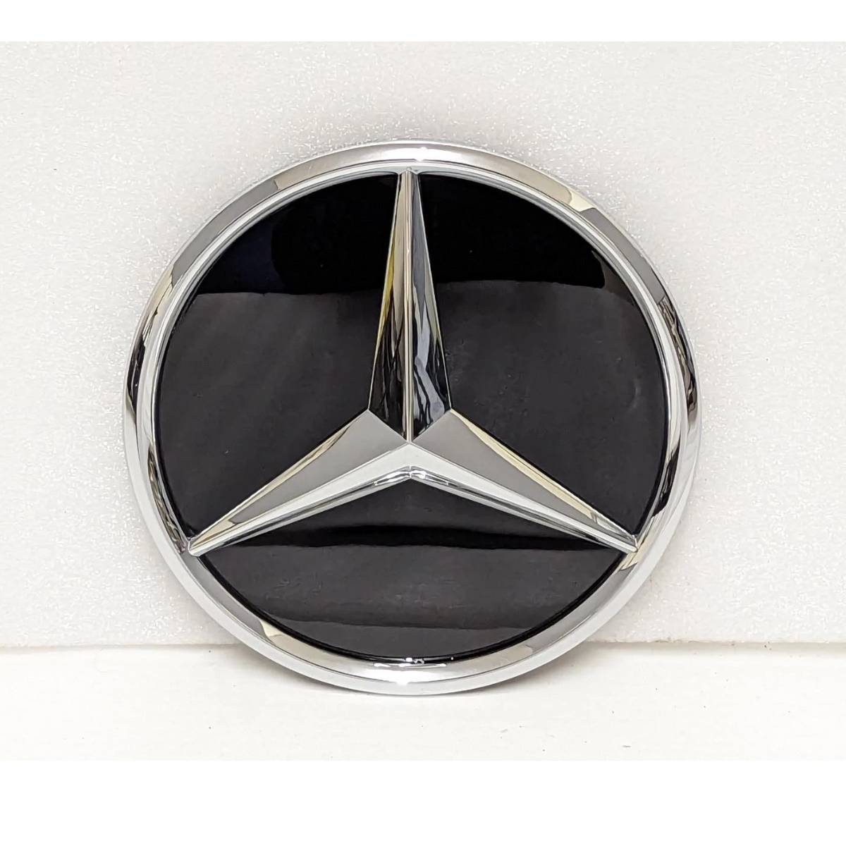 Mercedes C-Class W205 2018–2021 C43 AMG Front Grille Emblem Badge – Chrome