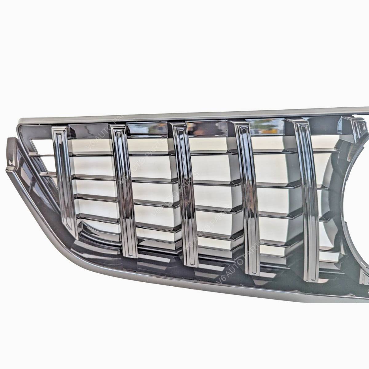 GT Design Front Radiator Grille – Mercedes-Benz E-Class W207 (2009–2013) | Fits E200, E220CDI, E500 | AMG Style Black Slats