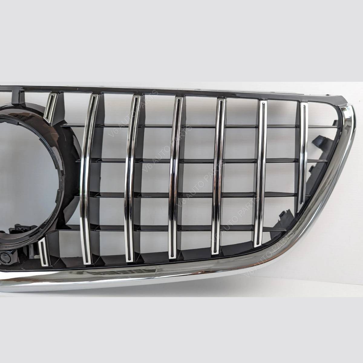For Mercedes-Benz Vito W447 114CDI Panamericana Front Grille – Chrome Slats (2014–2023)