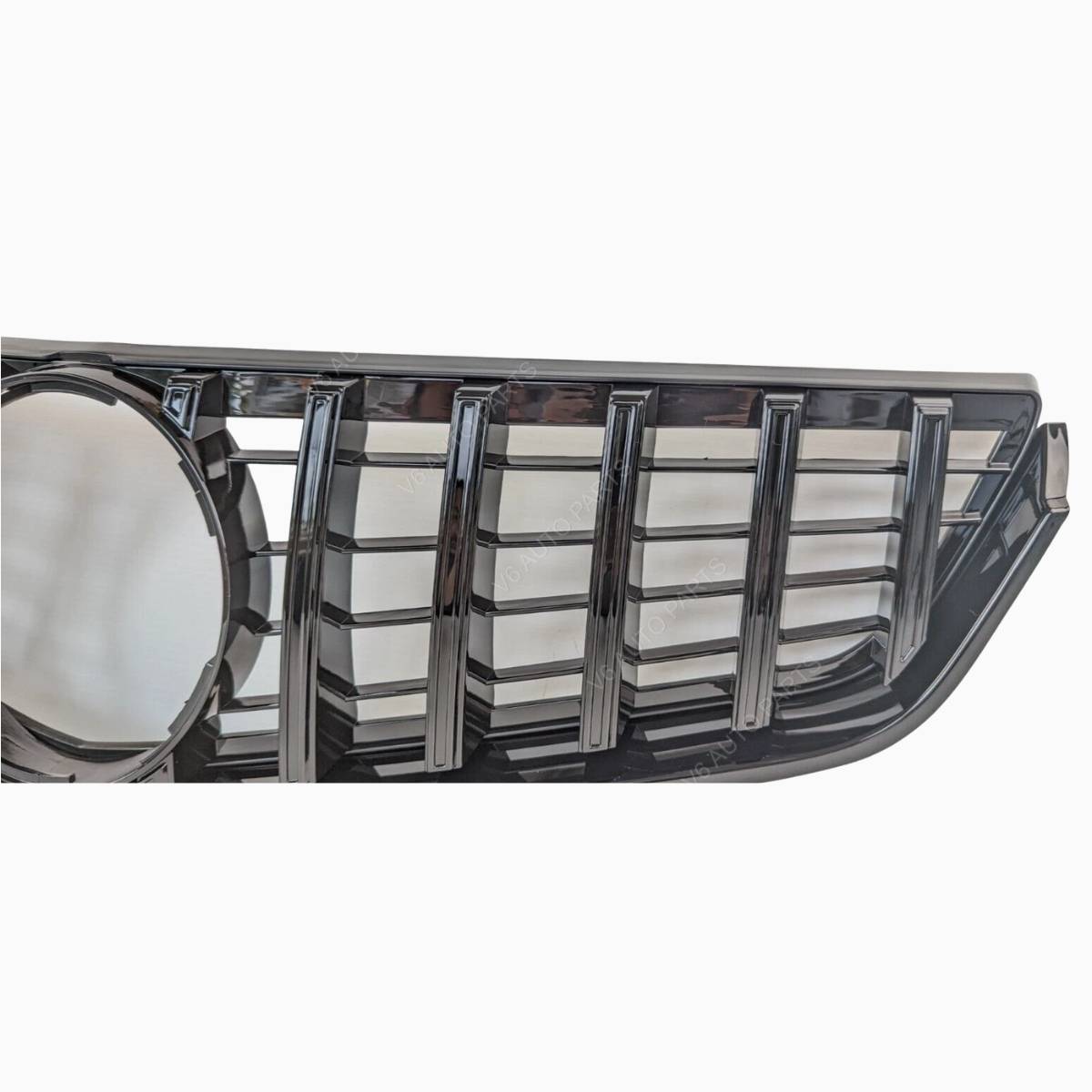 GT Design Front Radiator Grille – Mercedes-Benz E-Class W207 (2009–2013) | Fits E200, E220CDI, E500 | AMG Style Black Slats