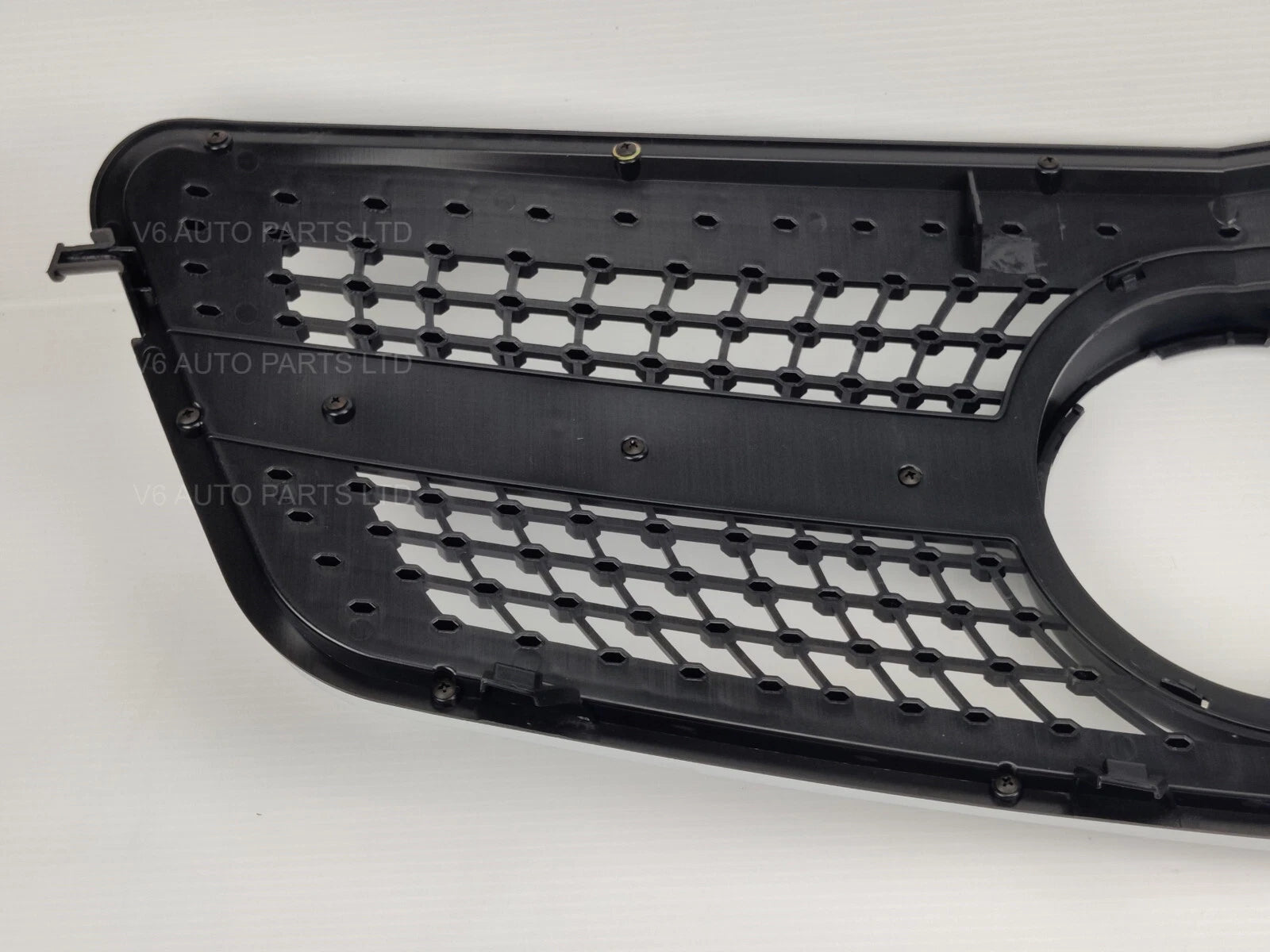 V6 Auto Parts Gloss Black Diamond Grille For Mercedes E-Class S212 (2009-2013) – Front Radiator Grille