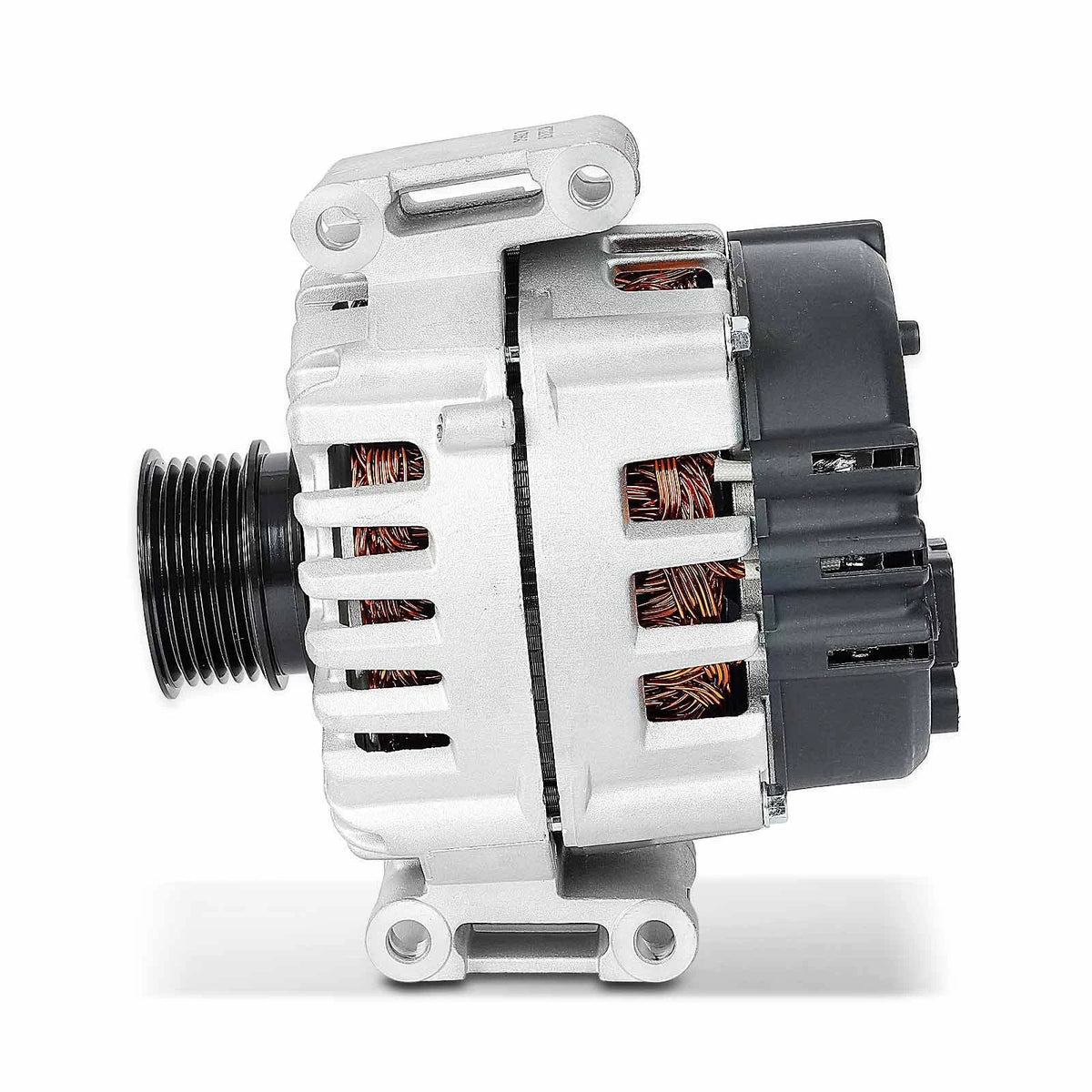 Mercedes-Benz Alternator 14V 200A – Fits A205 S205 C218 C207 W212 C253 W166 X204 W447 B906 (OEM 9062822)