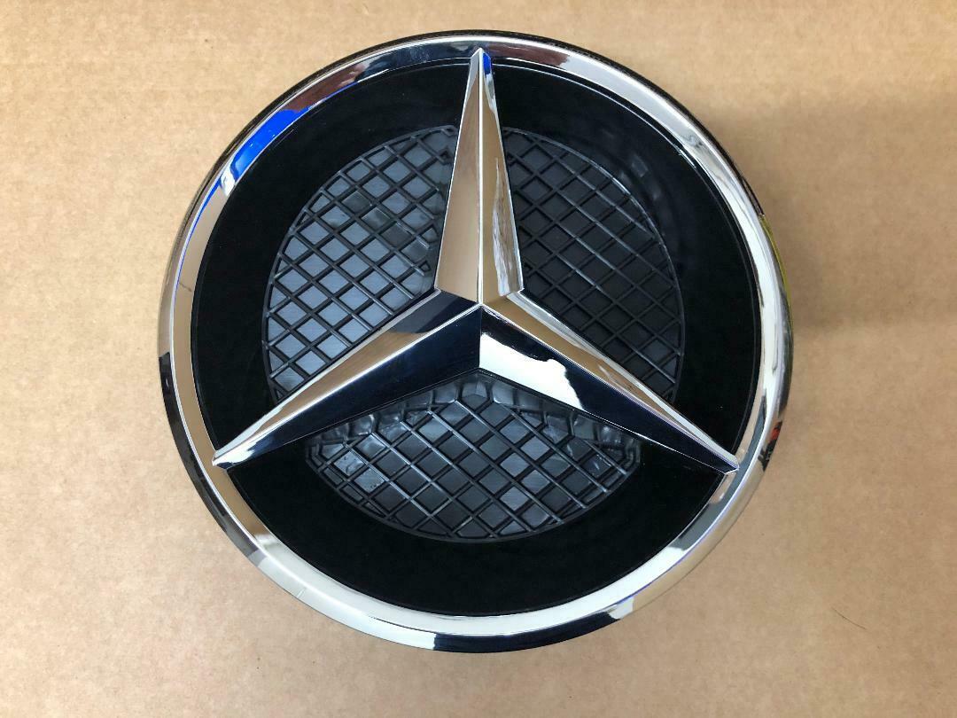 CHROME EMBLEM BADGE WITH BASE FOR 2015 ONWARDS BENZ GLE CLASS W292 FRONT GRILLE
